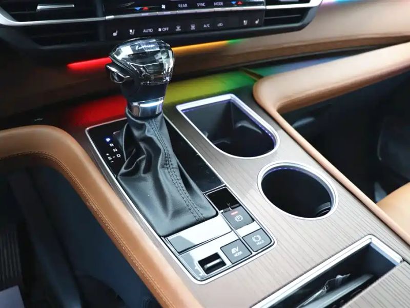 lorinsermaybach greyvia
