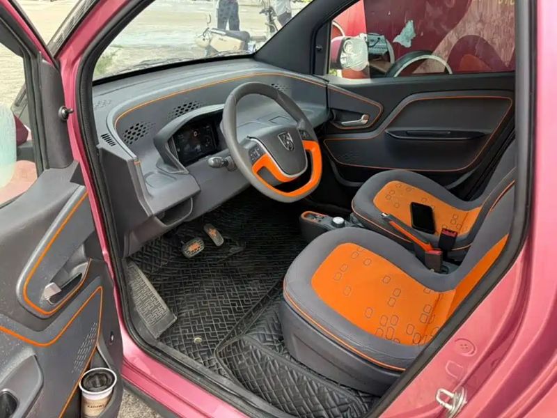 Baojun e