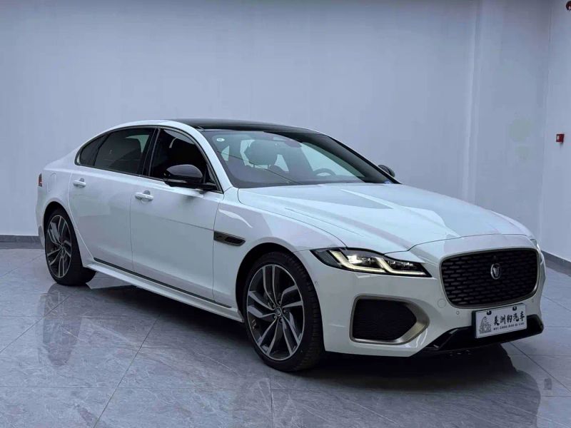 Jaguar xf