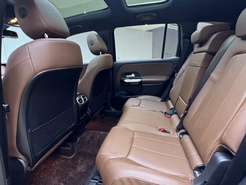 Mercedes-benz glb