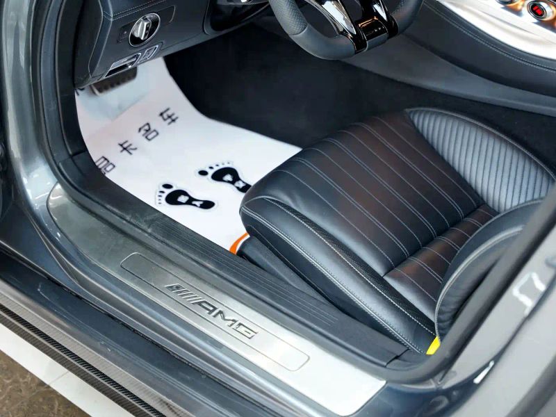 Mercedes-benz amg-gt