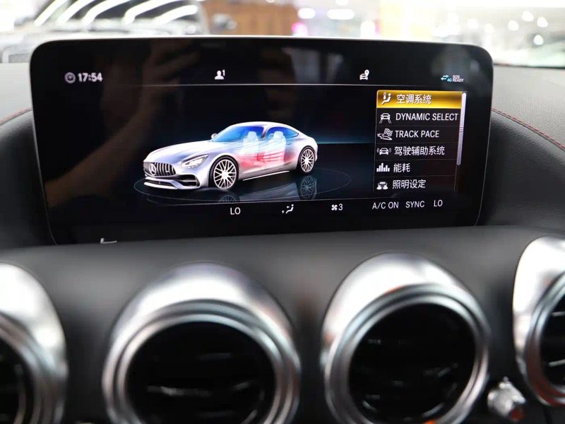 Mercedes-benz amg-gt