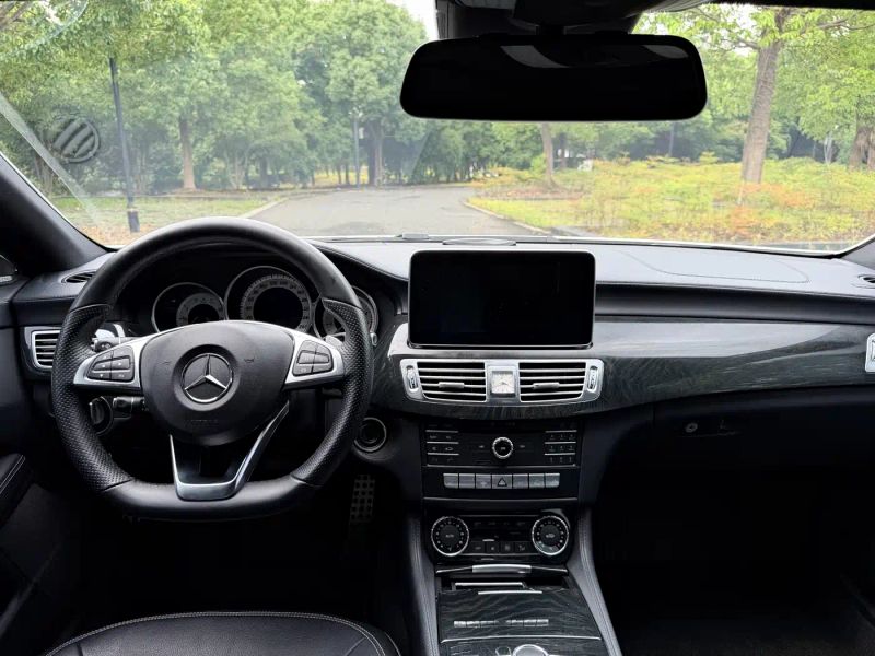 Mercedes-benz cls