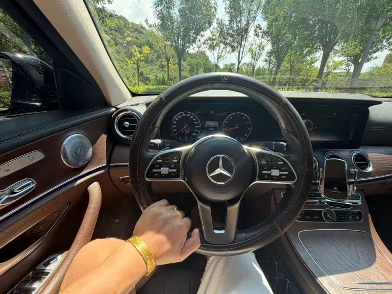 Mercedes-benz e-class