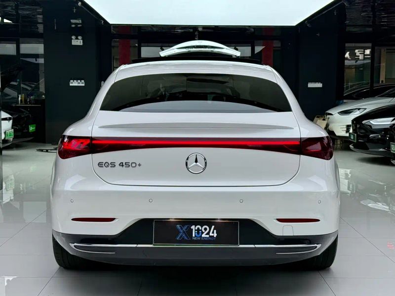 Mercedes-benz eqs