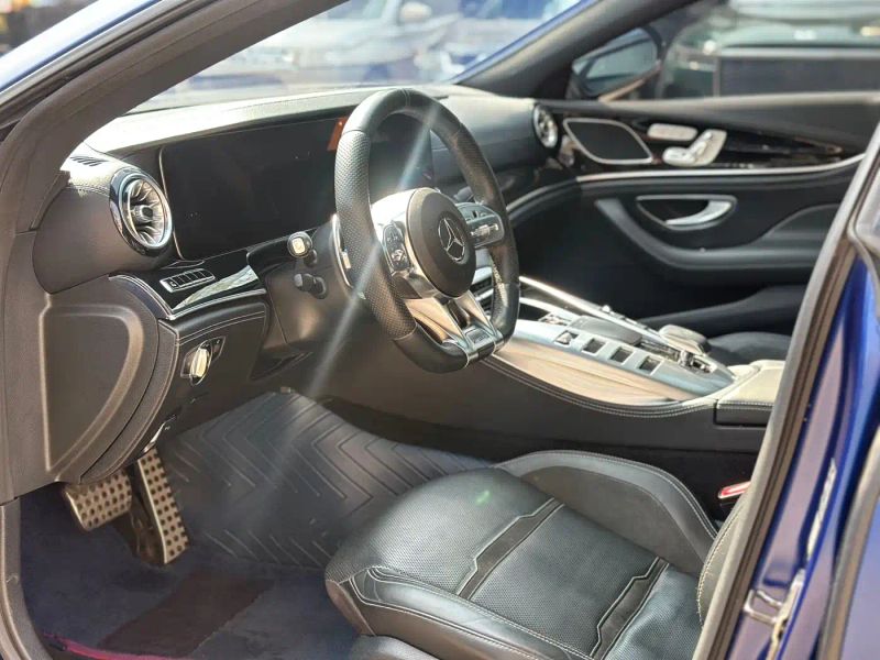 Mercedes-benz amg-gt