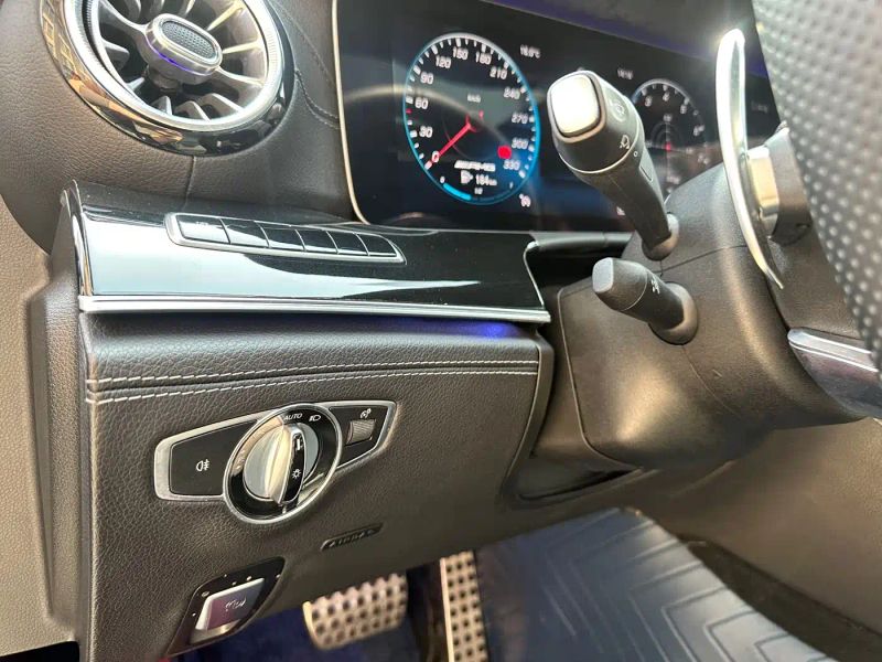 Mercedes-benz amg-gt