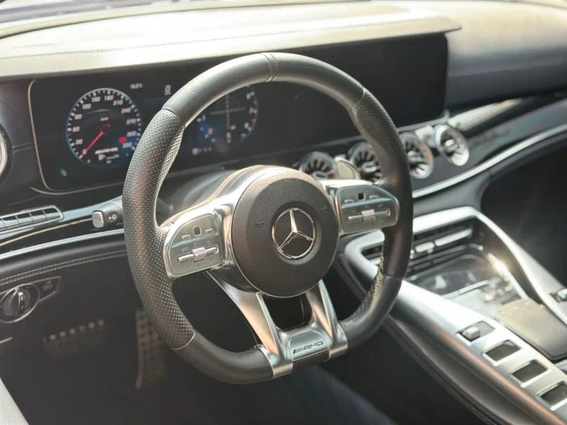 Mercedes-benz amg-gt