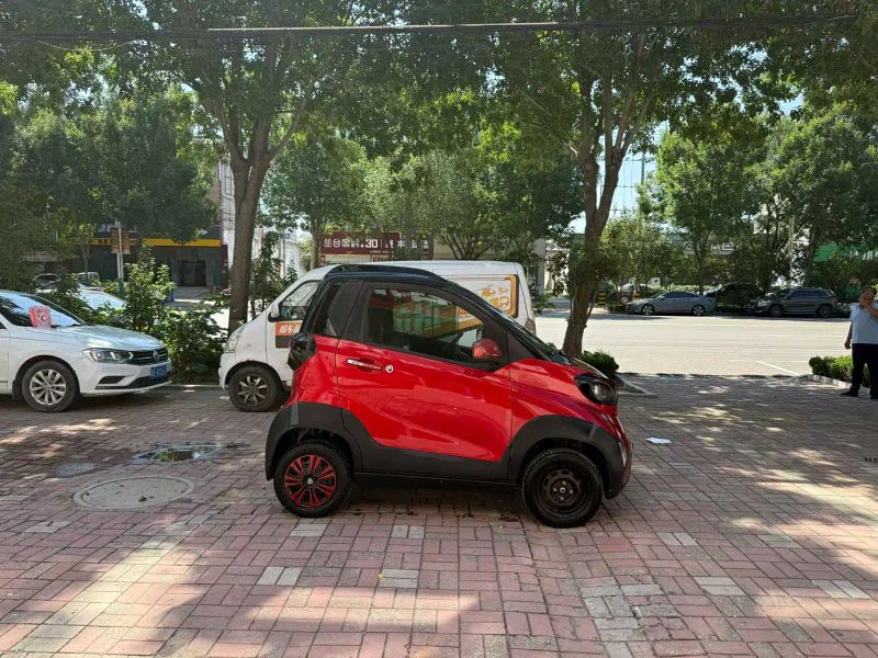 Baojun e100