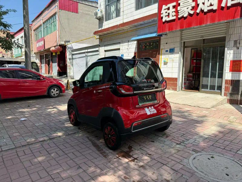 Baojun e100