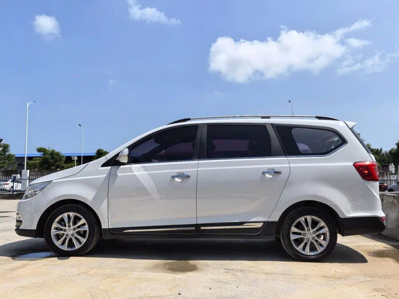 Baojun 730