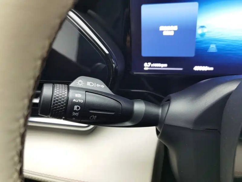 Geely xingyue-l