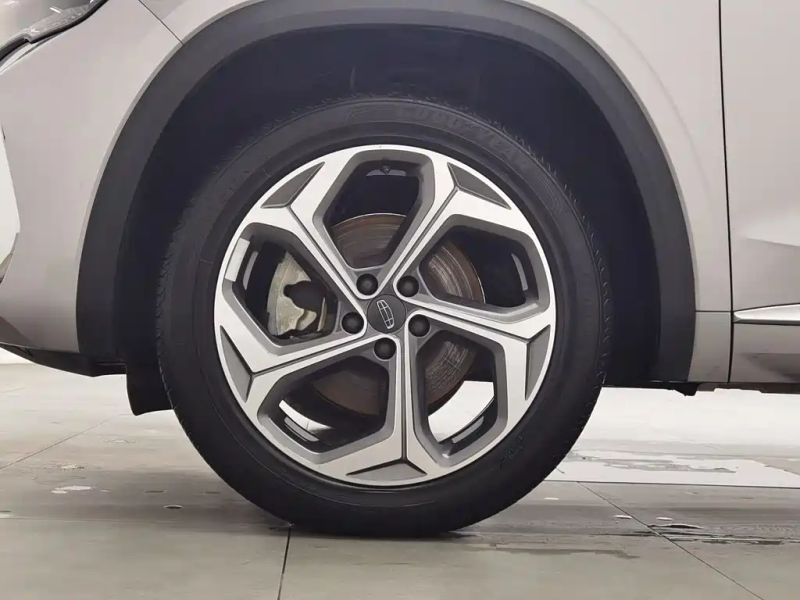 Geely xingyue-l