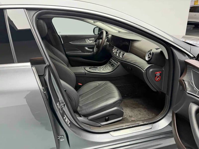 Mercedes-benz cls