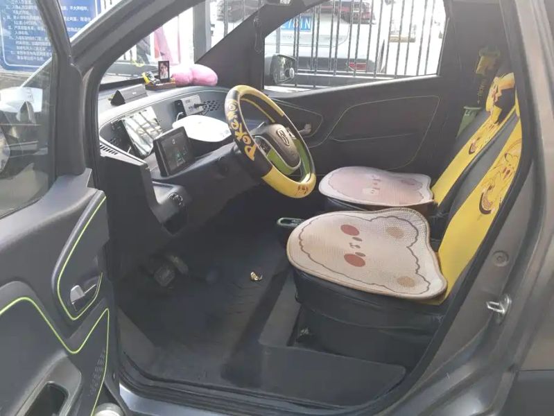 Baojun e