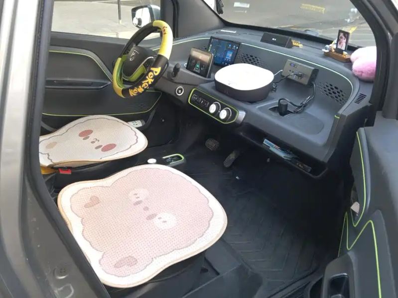 Baojun e