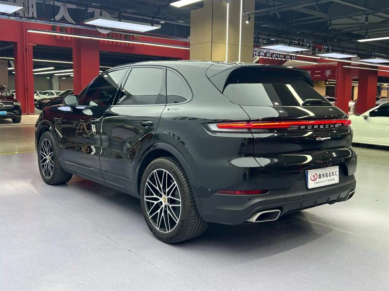 macan cayenne