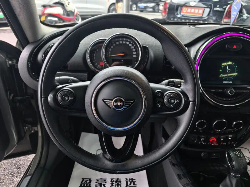 Mini clubman