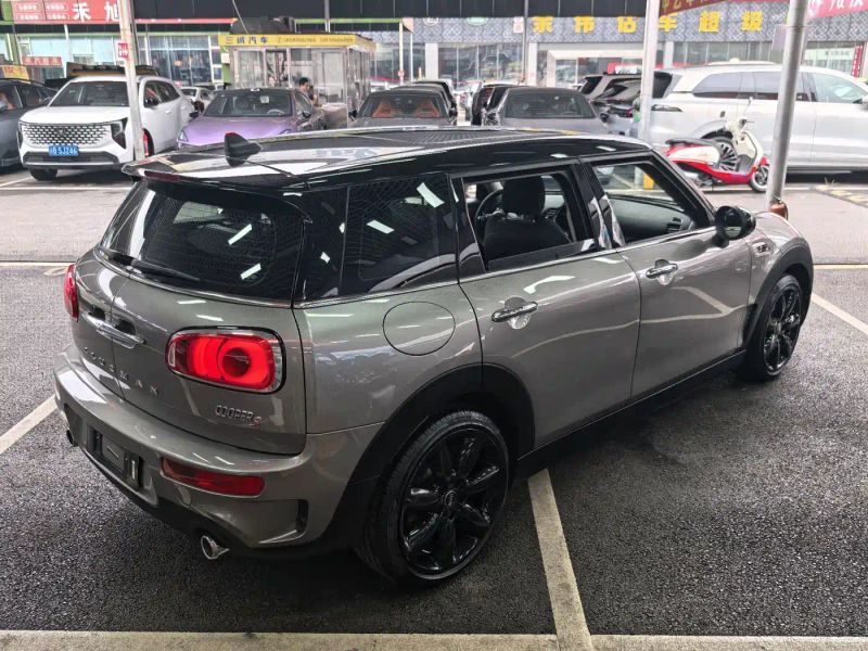 Mini clubman