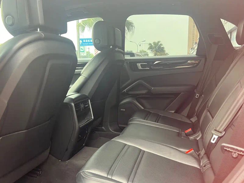 macan cayenne