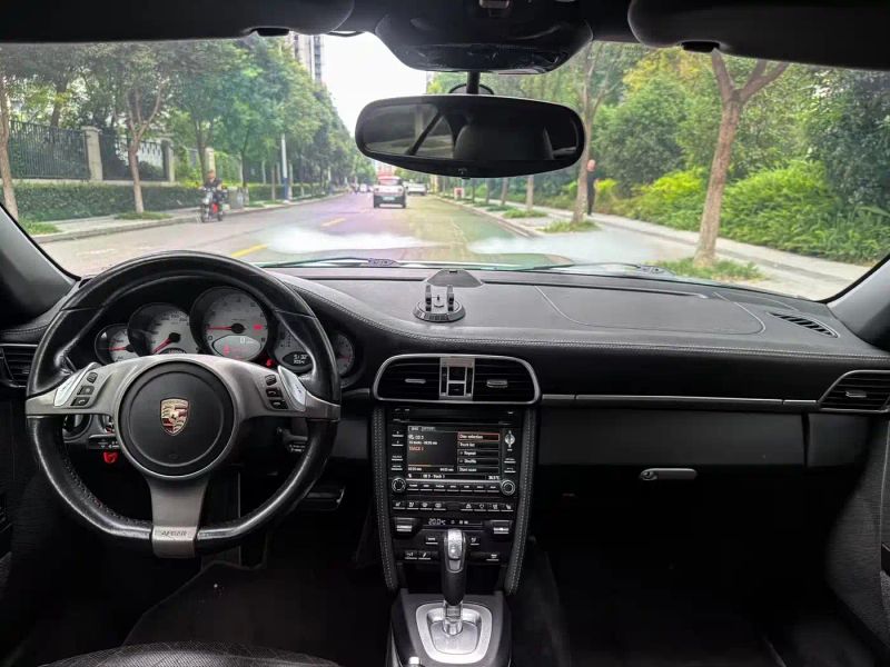 macan 911