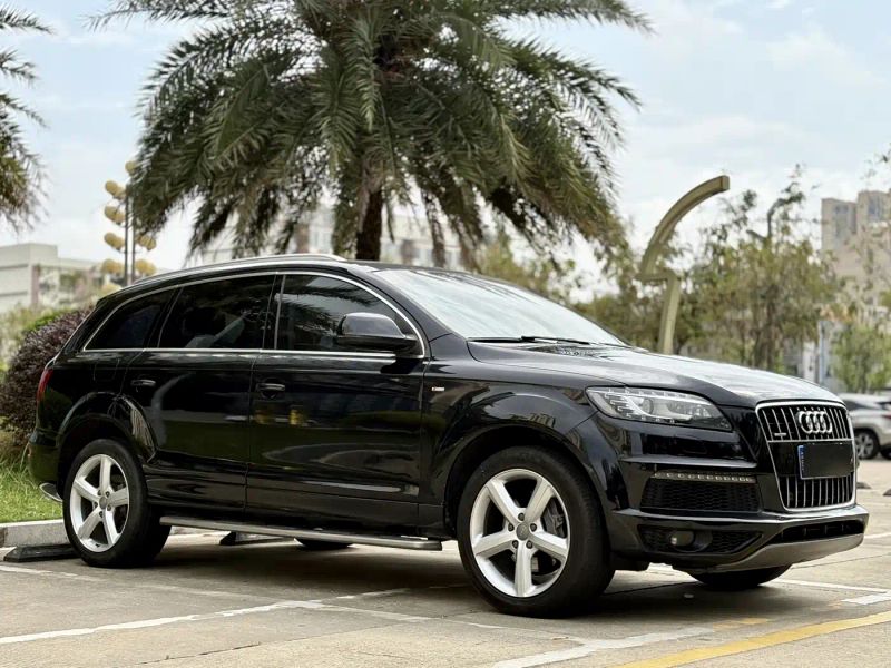 Audi Q7