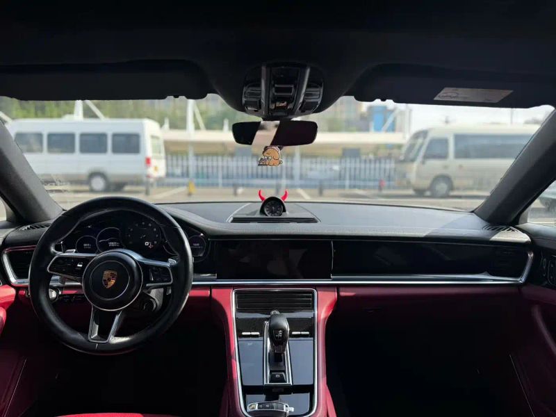 macan panamera