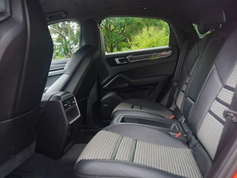 macan cayenne coupe