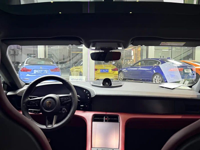 macan taycan