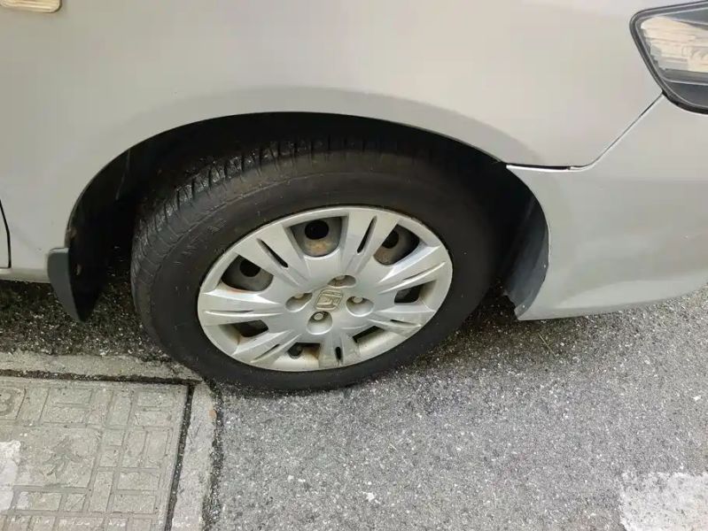 Lease" s1