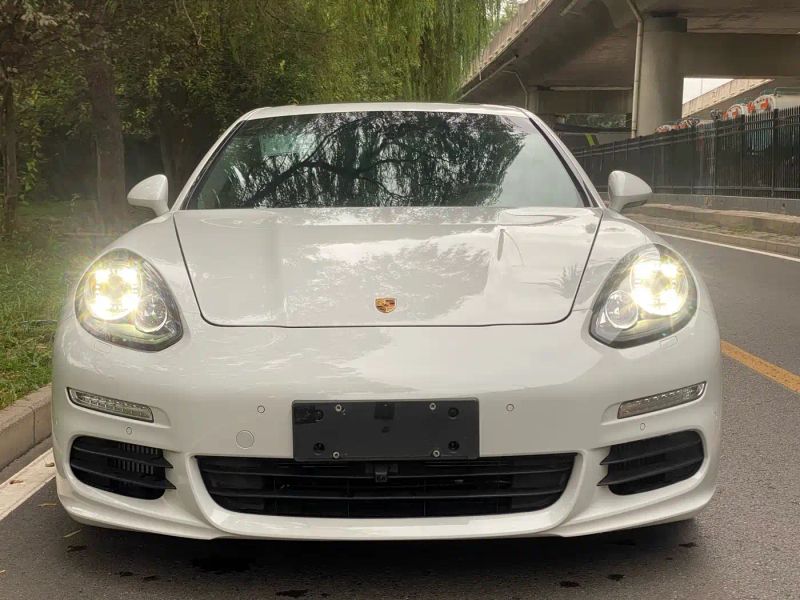 macan panamera