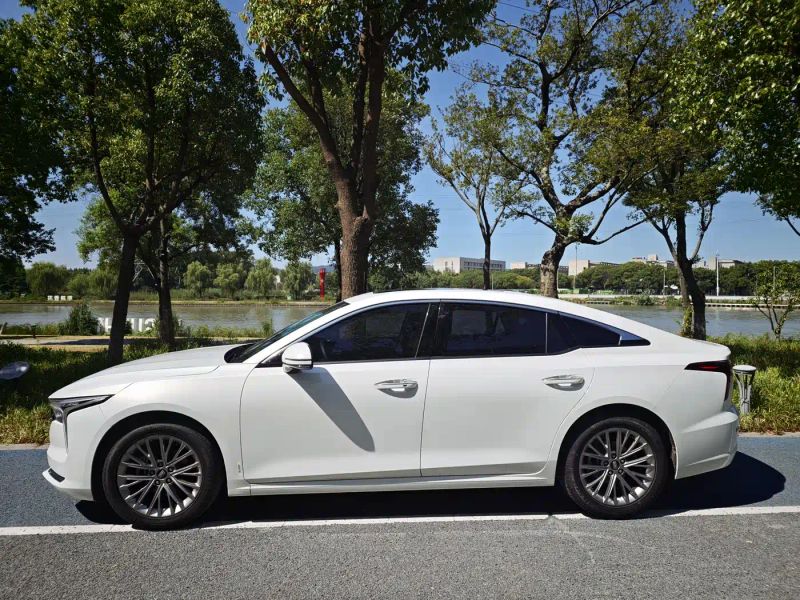 Besturn b70