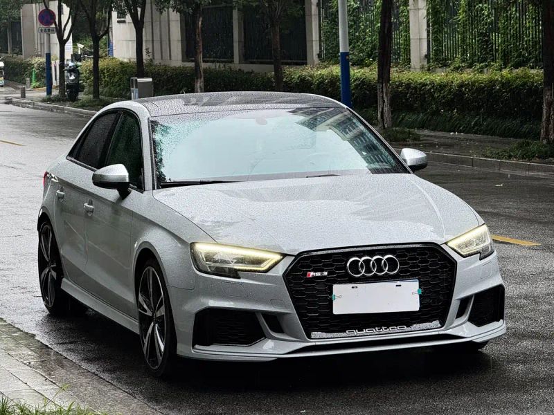 Audi rs