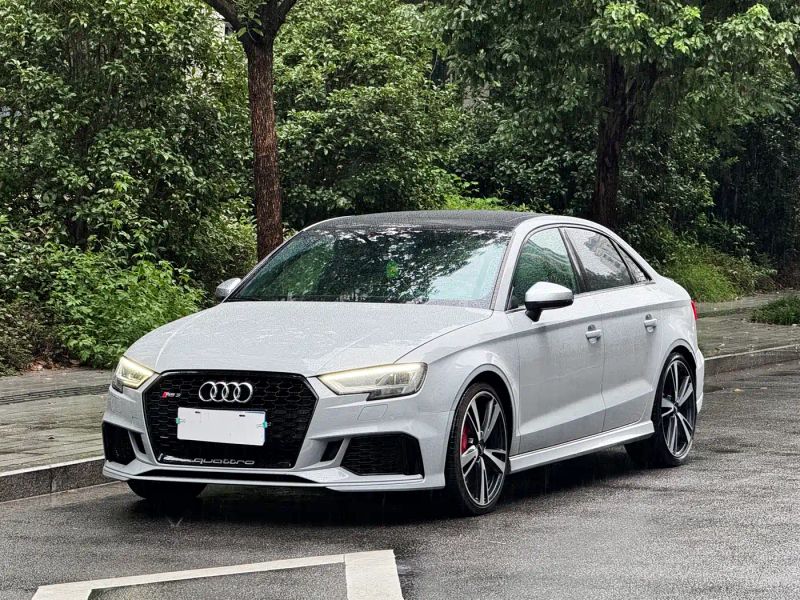Audi rs