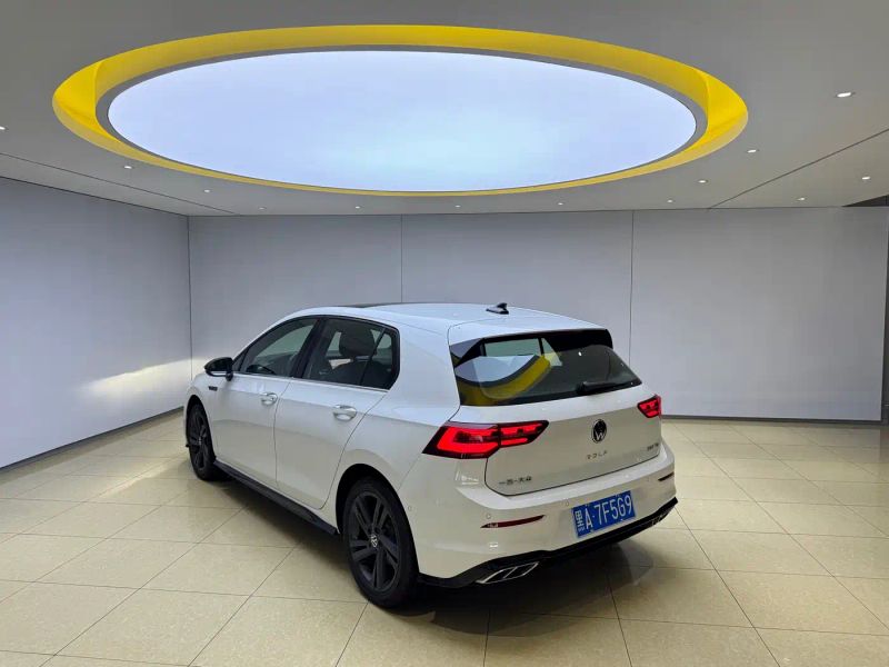 faw-volkswagen golf