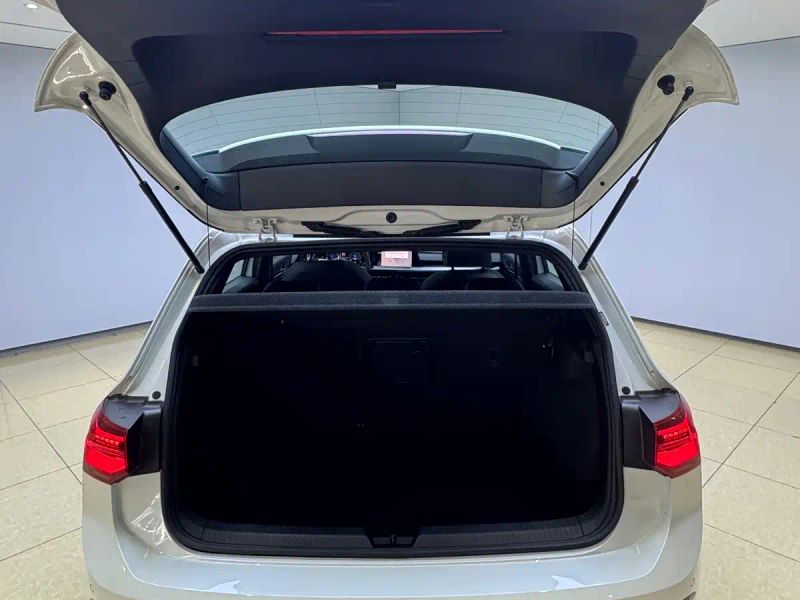 faw-volkswagen golf