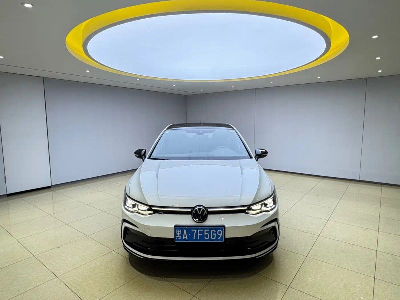 faw-volkswagen golf