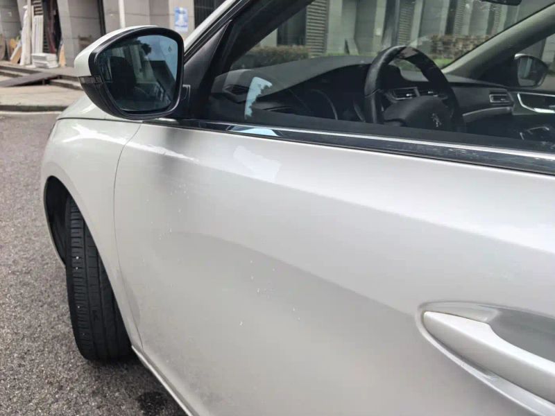 Peugeot peugeot_408