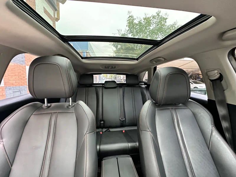 Peugeot 4008