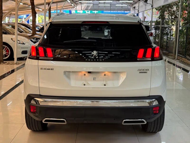 Peugeot 4008