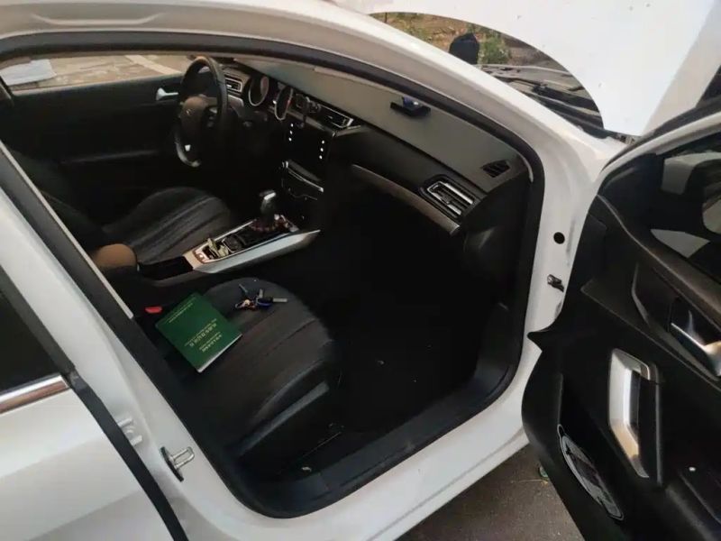 Peugeot peugeot_408