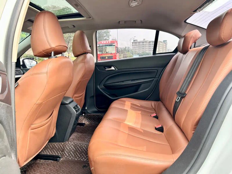 Peugeot peugeot_408