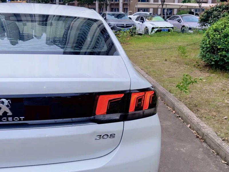 Peugeot peugeot_308