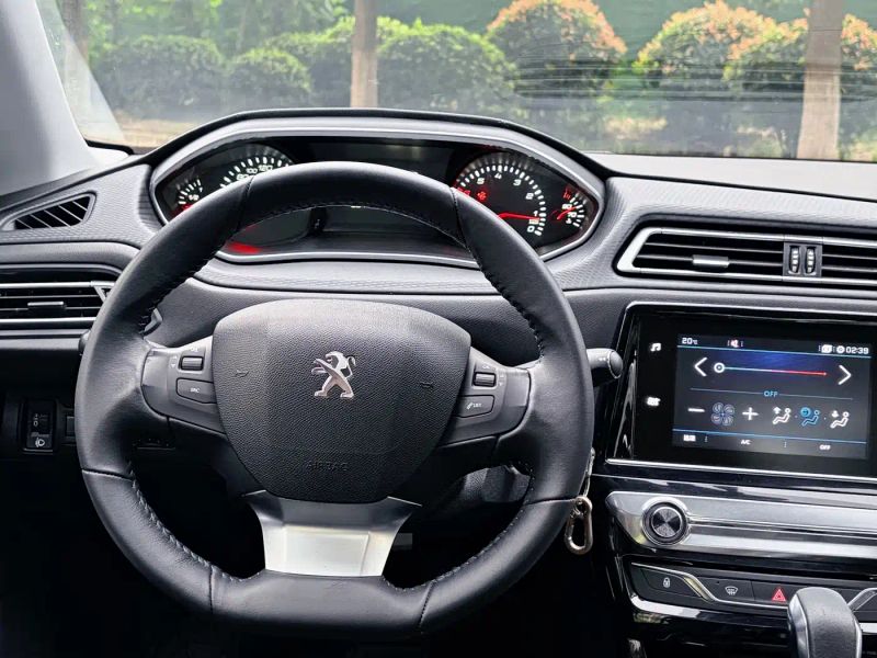 Peugeot peugeot_308