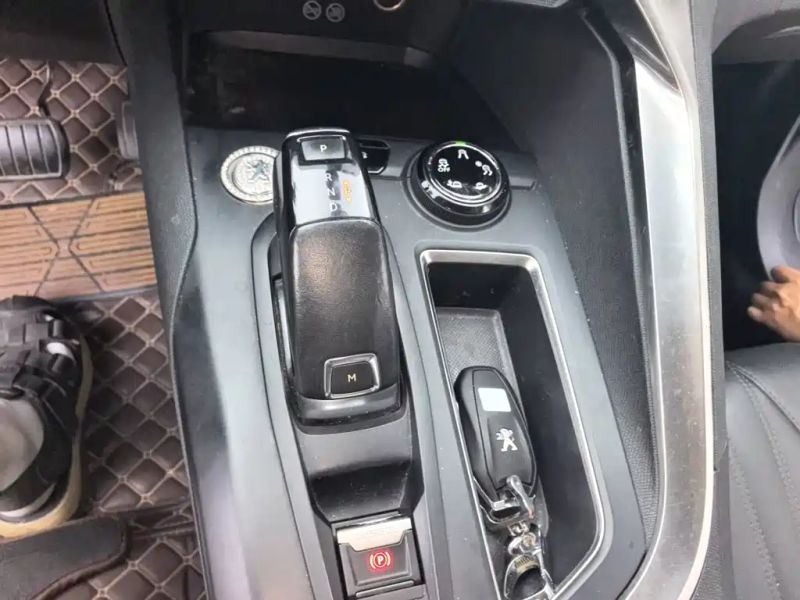 Peugeot 4008