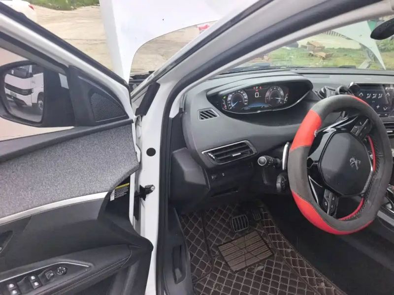 Peugeot 4008