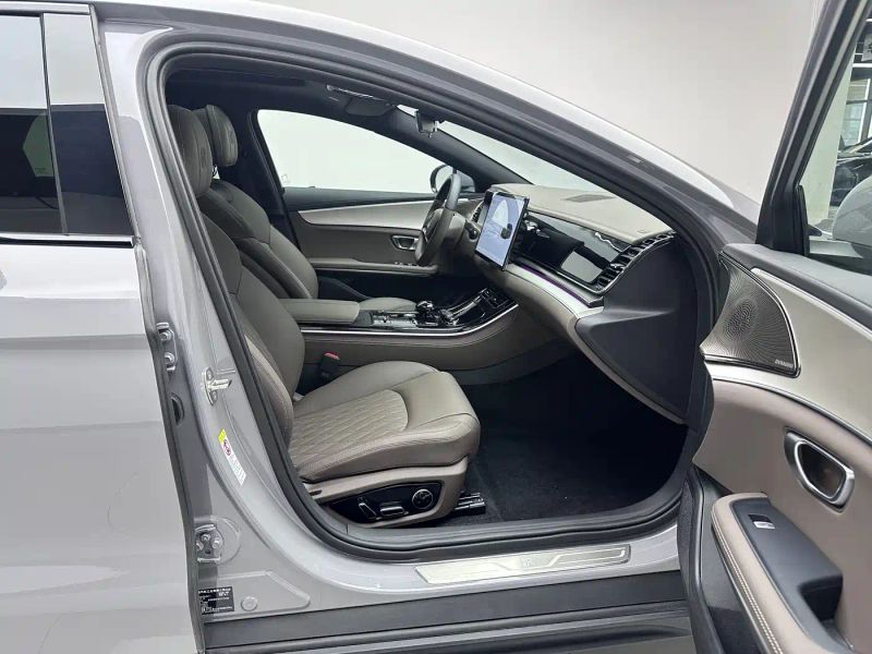 han sedan