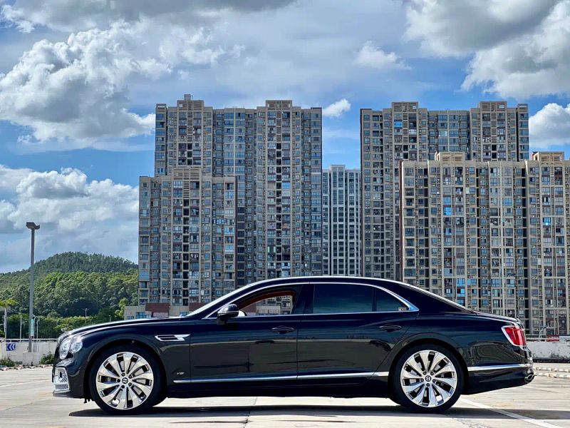 tian-yue sedan