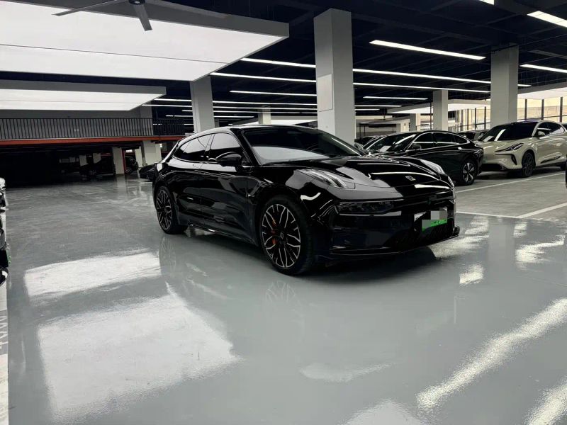 Zeekr 001