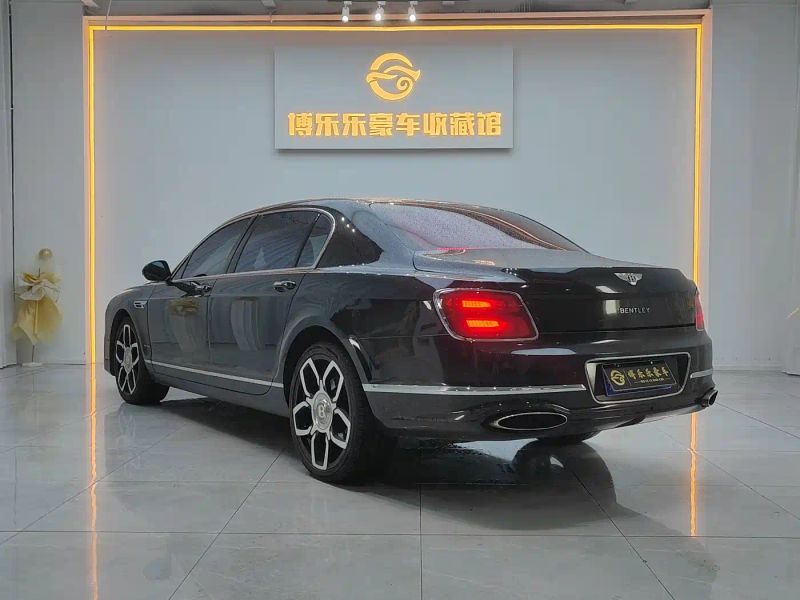 tian-yue sedan